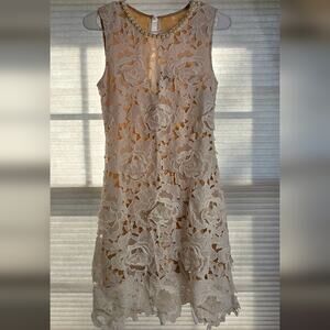 Dejavu Chic Cream Floral Lace Mini Dress  size M